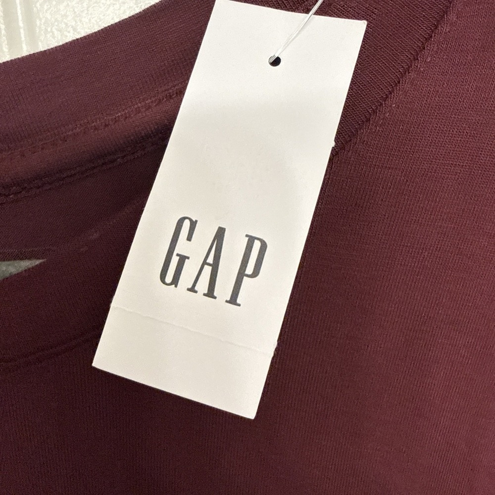 GAP Woman's Plum Colored Long Sleeve Plain Shirt Size Large NWT Super Soft - Picture 3 of 5